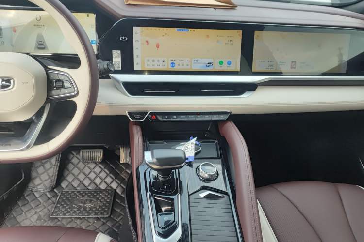 Used Geely Auto Monjaro L 2021 2.0TD DCT EVO Two-Wheel Drive Smart Luxury Version Audio And AC Panel