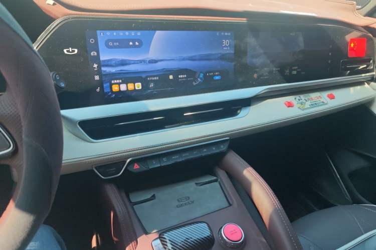 Used Geely Auto Monjaro L 2021 2.0TD High-Power Automatic All-Wheel-Drive Flagship Version Audio And AC Panel