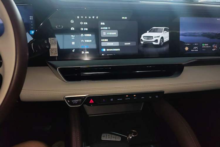 Used Geely Auto Monjaro L 2021 2.0TD DCT EVO Two-Wheel Drive Prestige Version Audio And AC Panel
