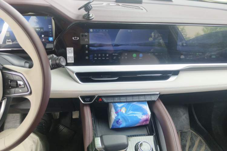 Used Geely Auto Monjaro L 2021 2.0TD DCT EVO Two-Wheel Drive Prestige Version Audio And AC Panel