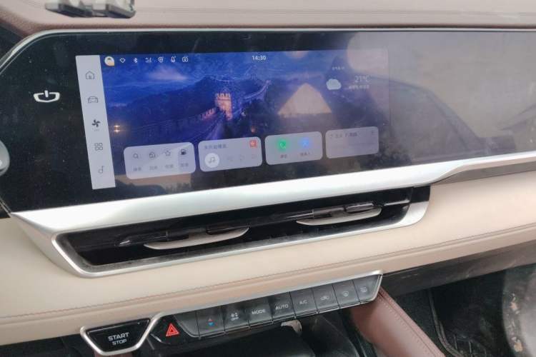 Used Geely Auto Monjaro L 2021 2.0TD DCT EVO Two-Wheel Drive Smart Luxury Version Audio And AC Panel