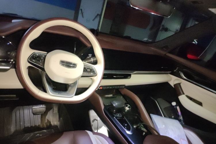 Used Geely Auto Monjaro L 2021 2.0TD DCT EVO Two-Wheel Drive Smart Luxury Version Center Console