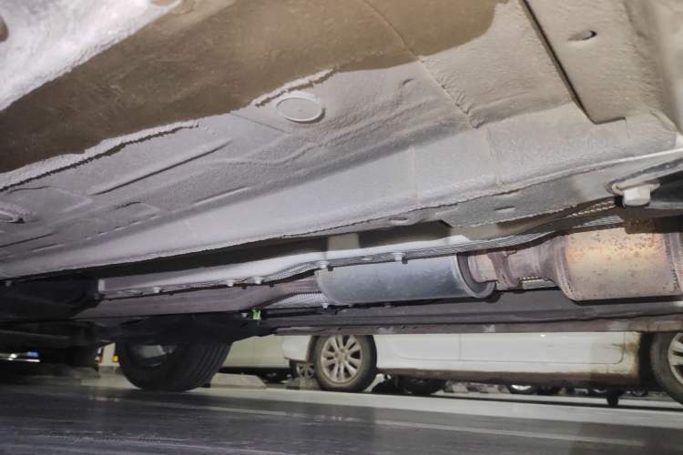 Used Geely Auto Monjaro L 2021 2.0TD DCT EVO Two-Wheel Drive Prestige Version Chassis Front Right
