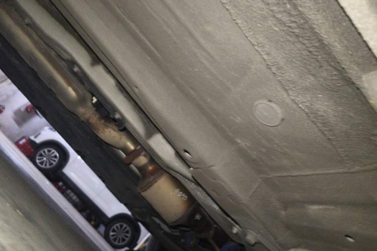 Used Geely Auto Monjaro L 2021 2.0TD High-Power Automatic All-Wheel-Drive Flagship Version Chassis Front Right