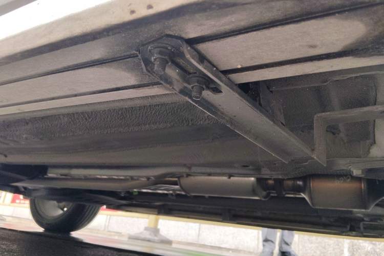 Used Geely Auto Monjaro L 2021 2.0TD DCT EVO Two-Wheel Drive Prestige Version Chassis Front Right