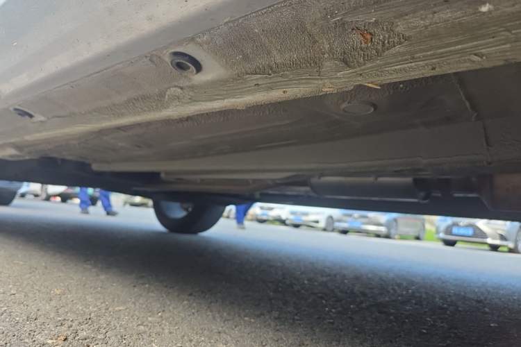Used Geely Auto Monjaro L 2021 2.0TD DCT EVO Two-Wheel Drive Prestige Version Chassis Front Right