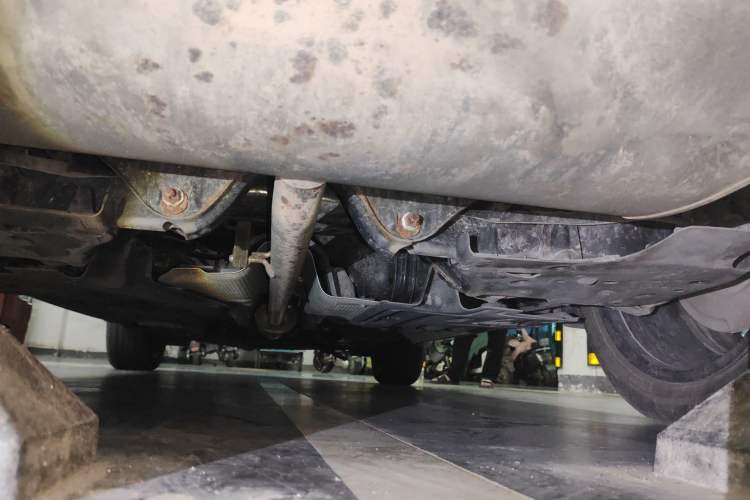 Used Geely Auto Monjaro L 2021 2.0TD DCT EVO Two-Wheel Drive Prestige Version Chassis Rear
