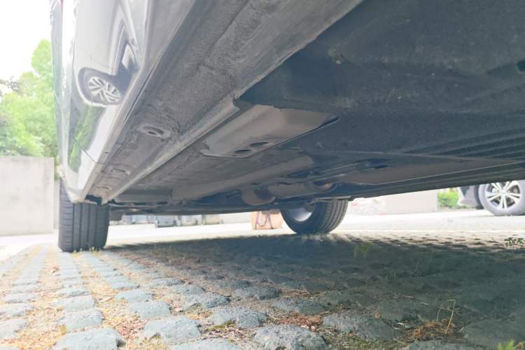 Used Geely Auto Monjaro L 2021 2.0TD DCT EVO Two-Wheel Drive Prestige Version Chassis Rear Left