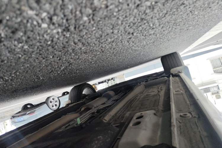 Used Geely Auto Monjaro L 2021 2.0TD DCT EVO Two-Wheel Drive Prestige Version Chassis Rear Left