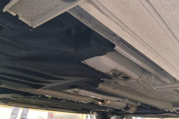 Used Geely Auto Monjaro L 2021 2.0TD DCT EVO Two-Wheel Drive Prestige Version Chassis Rear Right