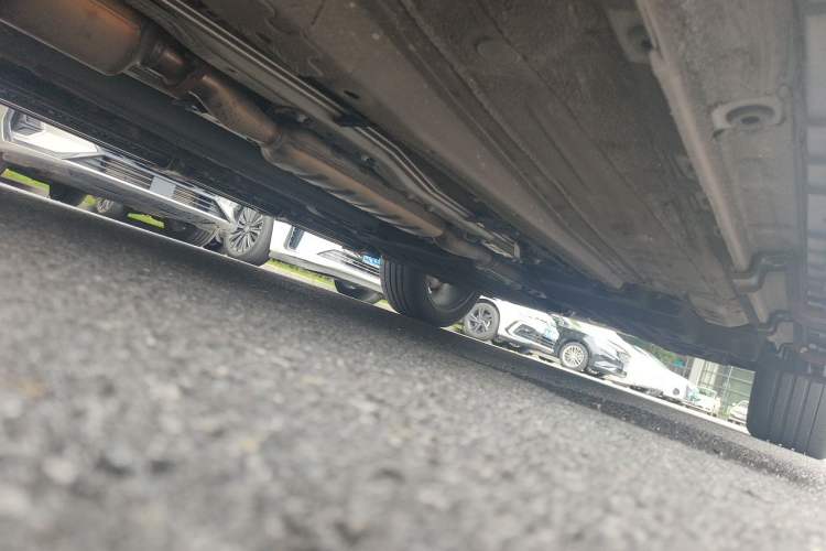 Used Geely Auto Monjaro L 2021 2.0TD High-Power Automatic All-Wheel-Drive Flagship Version Chassis Rear Right