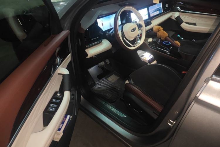 Used Geely Auto Monjaro L 2021 2.0TD DCT EVO Two-Wheel Drive Prestige Version Driver Seat