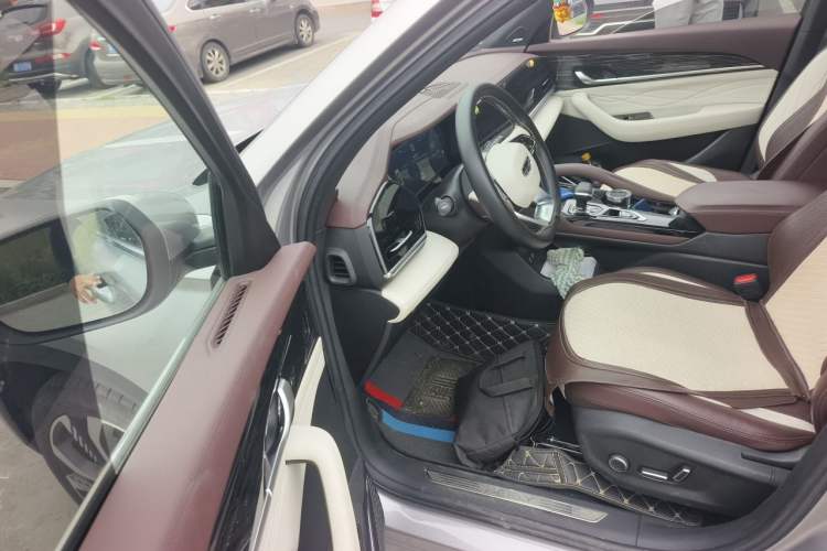 Used Geely Auto Monjaro L 2021 2.0TD DCT EVO Two-Wheel Drive Smart Luxury Version Driver Seat