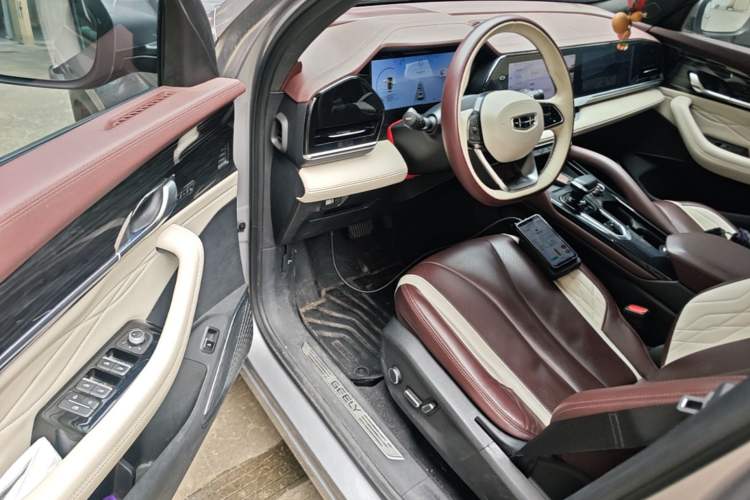 Used Geely Auto Monjaro L 2021 2.0TD DCT EVO Two-Wheel Drive Prestige Version Driver Seat