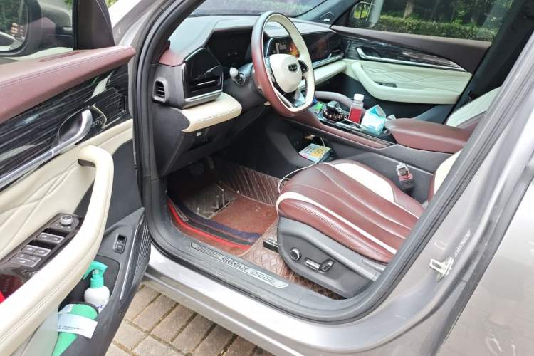 Used Geely Auto Monjaro L 2021 2.0TD DCT EVO Two-Wheel Drive Smart Luxury Version Driver Seat