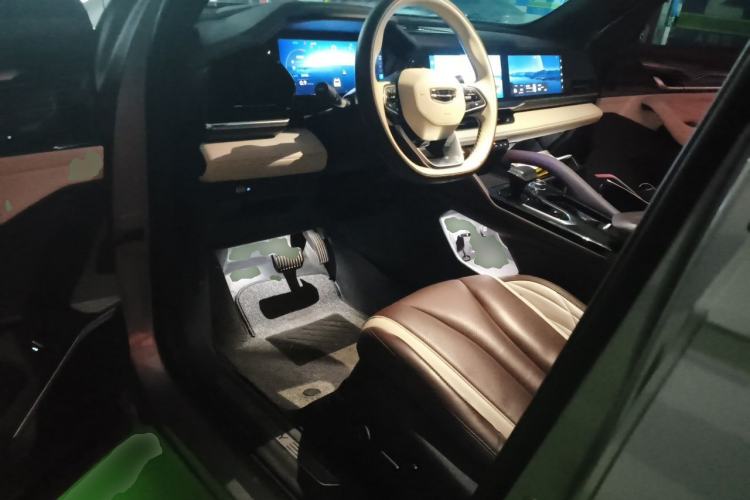 Used Geely Auto Monjaro L 2021 2.0TD DCT EVO Two-Wheel Drive Prestige Version Driver Seat
