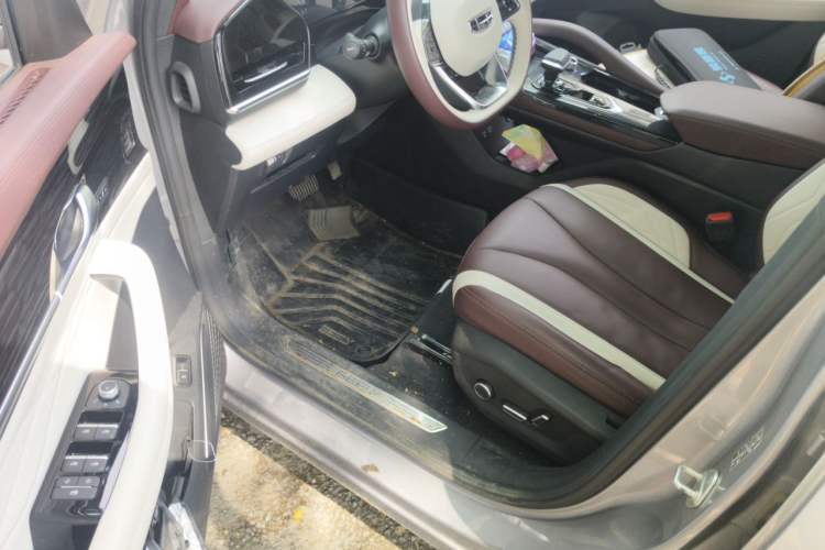 Used Geely Auto Monjaro L 2021 2.0TD DCT EVO Two-Wheel Drive Prestige Version Driver Seat