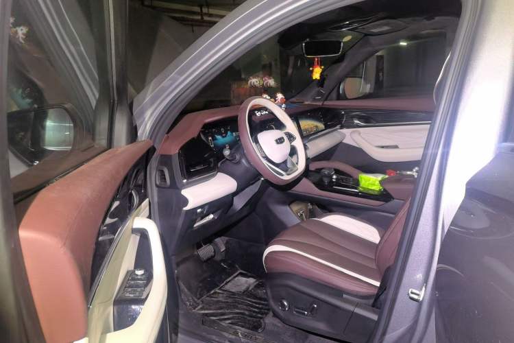 Used Geely Auto Monjaro L 2021 2.0TD DCT EVO Two-Wheel Drive Smart Luxury Version Driver Seat
