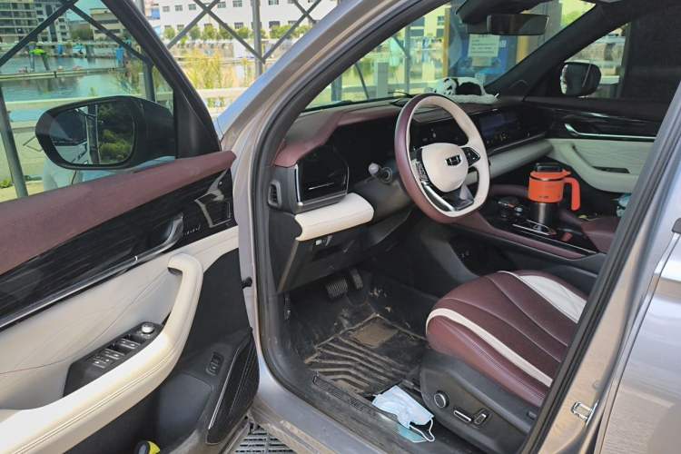 Used Geely Auto Monjaro L 2021 2.0TD DCT EVO Two-Wheel Drive Prestige Version Driver Seat