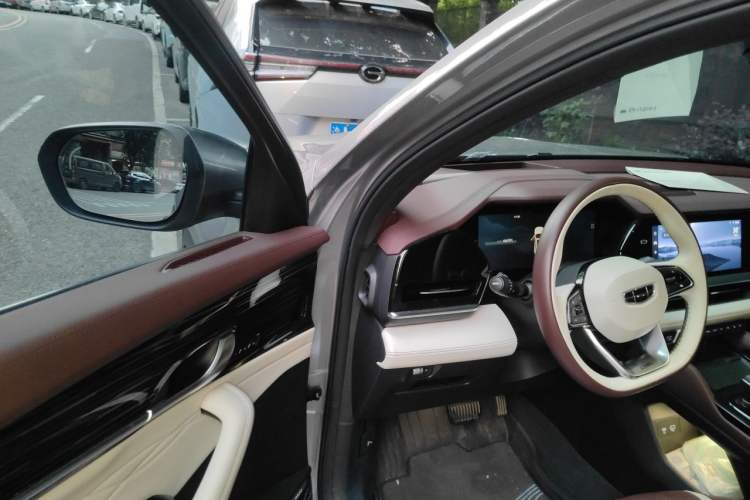 Used Geely Auto Monjaro L 2021 2.0TD High-Power Automatic All-Wheel-Drive Flagship Version Driver Seat