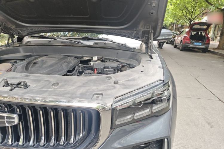 Used Geely Auto Monjaro L 2021 2.0TD High-Power Automatic All-Wheel-Drive Flagship Version Engine Bay Left