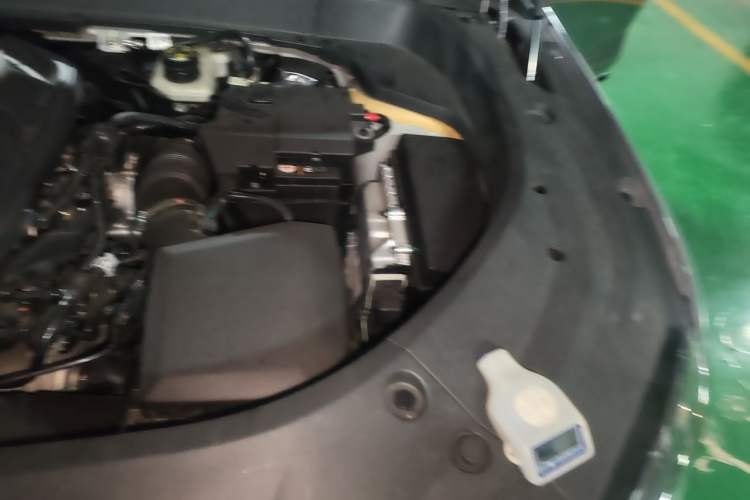 Used Geely Auto Monjaro L 2021 2.0TD DCT EVO Two-Wheel Drive Prestige Version Engine Bay Left