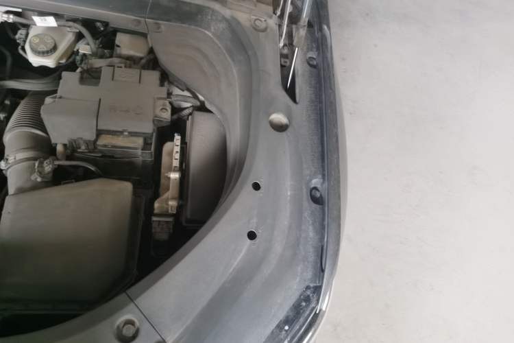 Used Geely Auto Monjaro L 2021 2.0TD DCT EVO Two-Wheel Drive Smart Luxury Version Engine Bay Left