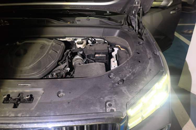 Used Geely Auto Monjaro L 2021 2.0TD DCT EVO Two-Wheel Drive Smart Luxury Version Engine Bay Left
