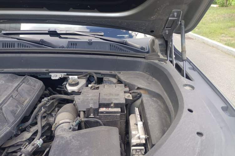 Used Geely Auto Monjaro L 2021 2.0TD DCT EVO Two-Wheel Drive Smart Luxury Version Engine Bay Left