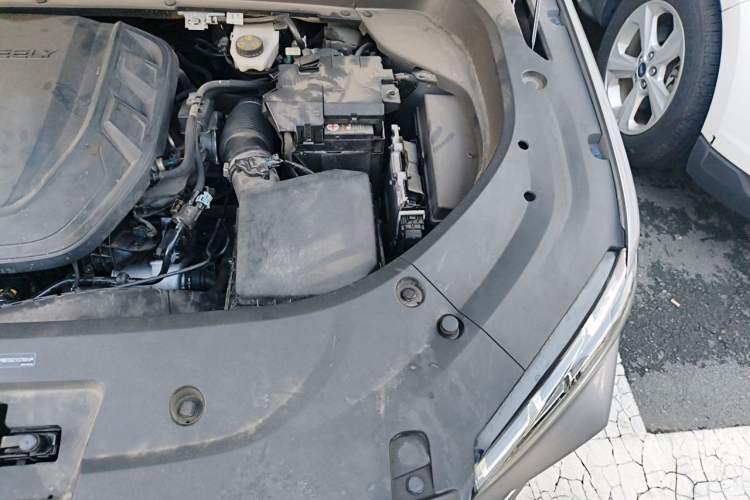 Used Geely Auto Monjaro L 2021 2.0TD High-Power Automatic All-Wheel-Drive Flagship Version Engine Bay Left