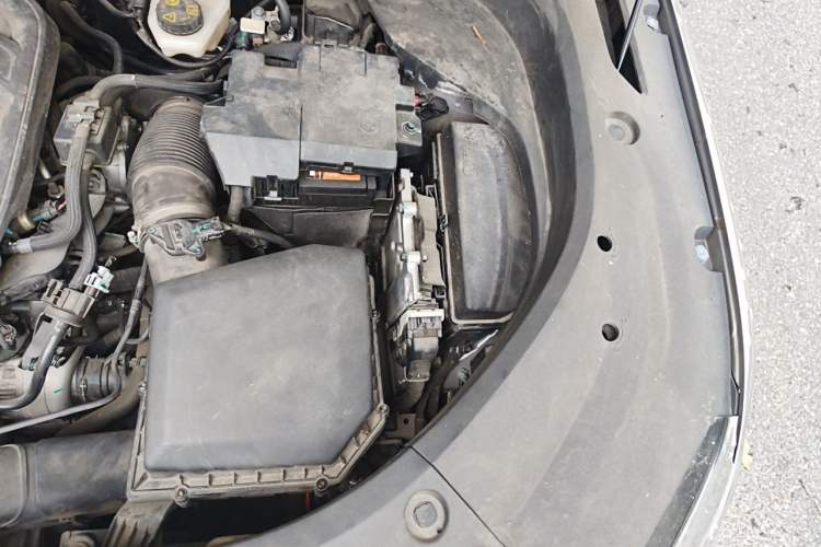 Used Geely Auto Monjaro L 2021 2.0TD High-Power Automatic All-Wheel-Drive Flagship Version Engine Bay Left