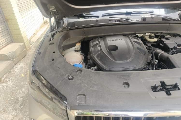 Used Geely Auto Monjaro L 2021 2.0TD DCT EVO Two-Wheel Drive Smart Luxury Version Engine Bay Right