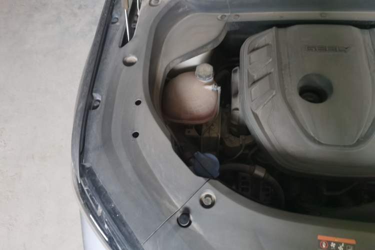Used Geely Auto Monjaro L 2021 2.0TD DCT EVO Two-Wheel Drive Smart Luxury Version Engine Bay Right