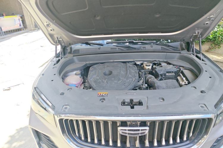 Used Geely Auto Monjaro L 2021 2.0TD DCT EVO Two-Wheel Drive Smart Luxury Version Engine Bay Right