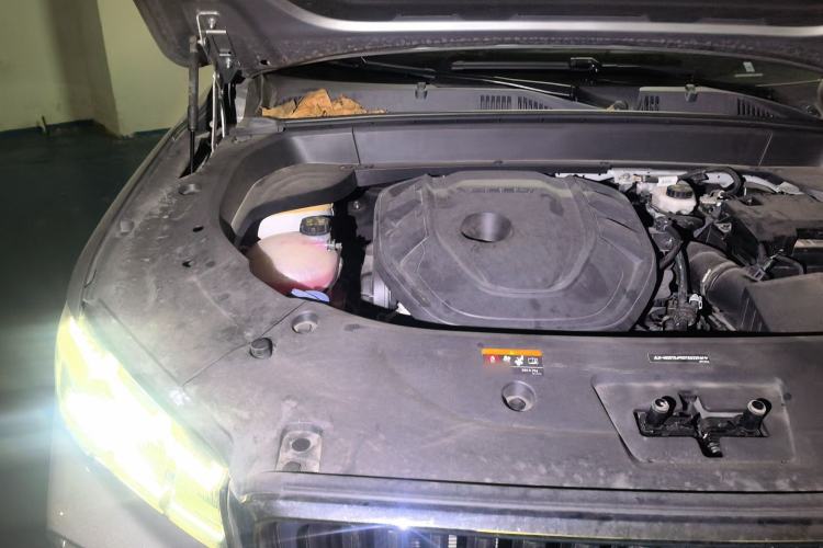 Used Geely Auto Monjaro L 2021 2.0TD DCT EVO Two-Wheel Drive Smart Luxury Version Engine Bay Right