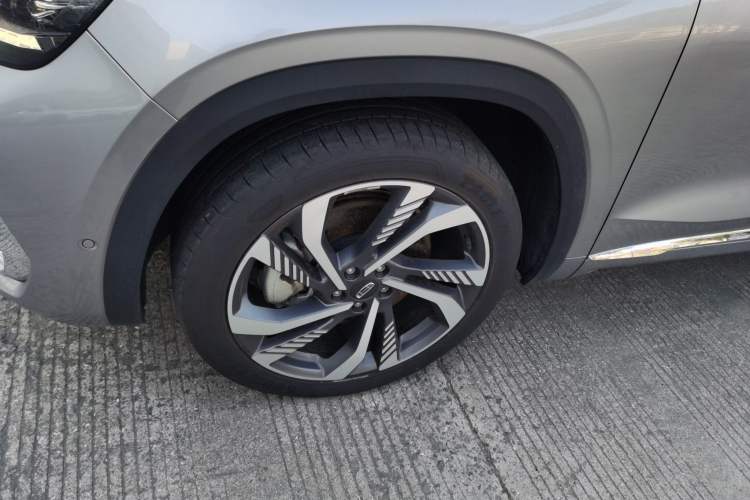 Used Geely Auto Monjaro L 2021 2.0TD High-Power Automatic All-Wheel-Drive Flagship Version Exterior 3