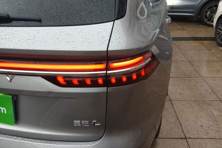 Used Geely Auto Monjaro L 2021 2.0TD DCT EVO Two-Wheel Drive Smart Luxury Version Exterior 3