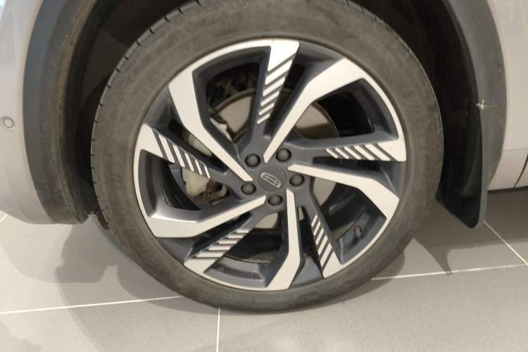 Used Geely Auto Monjaro L 2021 2.0TD DCT EVO Two-Wheel Drive Smart Luxury Version Exterior 4