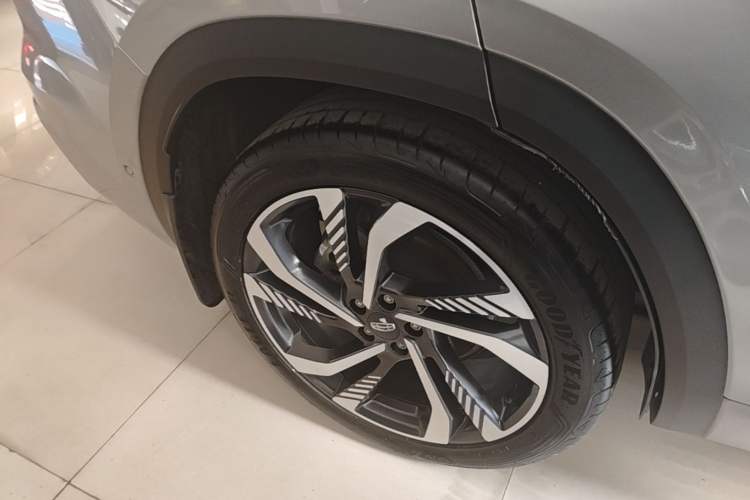 Used Geely Auto Monjaro L 2021 2.0TD DCT EVO Two-Wheel Drive Smart Luxury Version Exterior 5