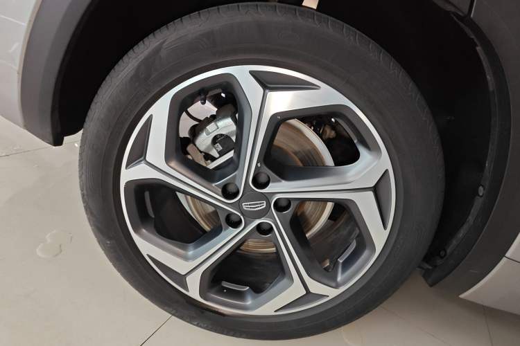Used Geely Auto Monjaro L 2021 2.0TD DCT EVO Two-Wheel Drive Prestige Version Exterior 5