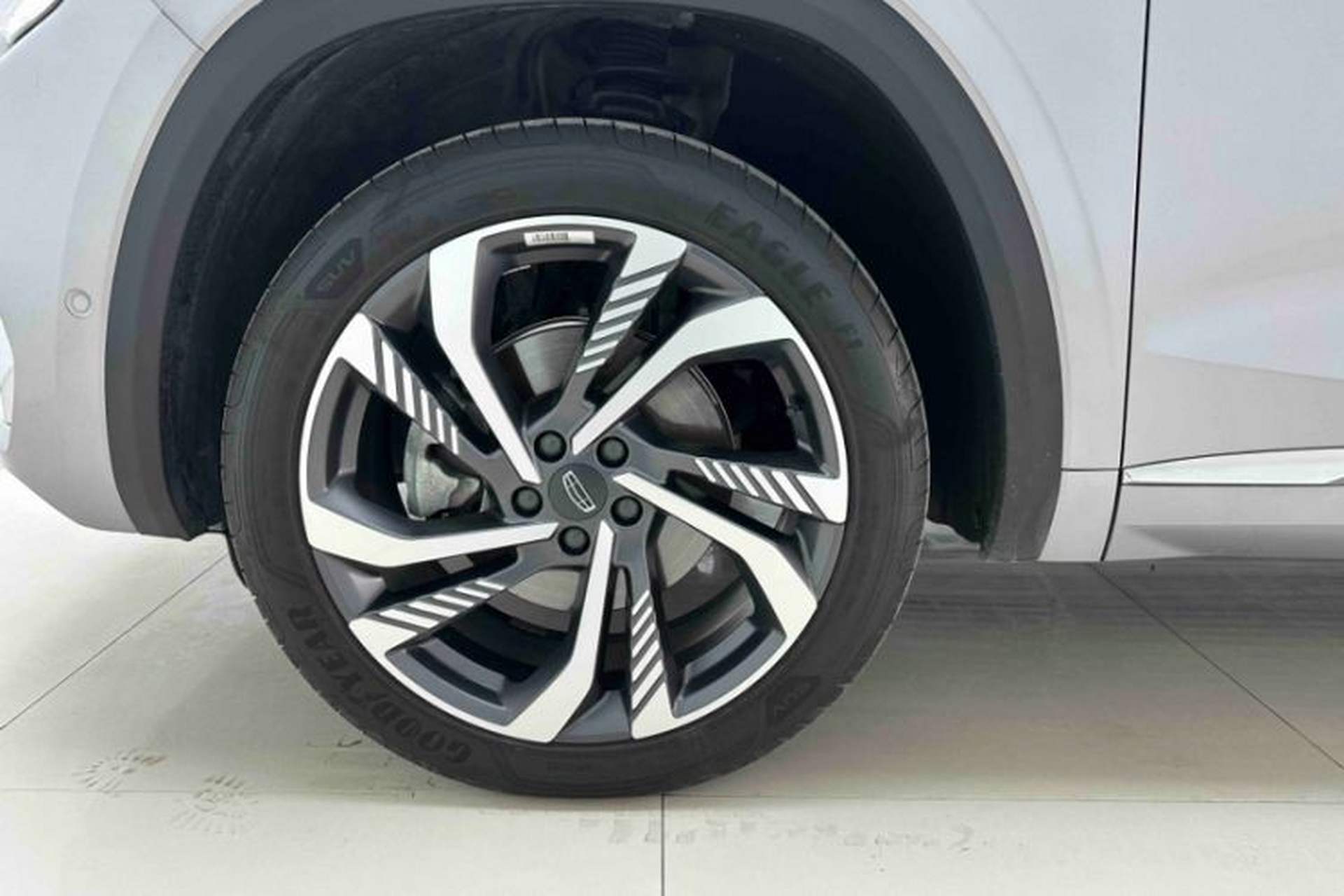Used Geely Auto Monjaro L 2021 2.0TD DCT EVO Two-Wheel Drive Smart Luxury Version Exterior 9