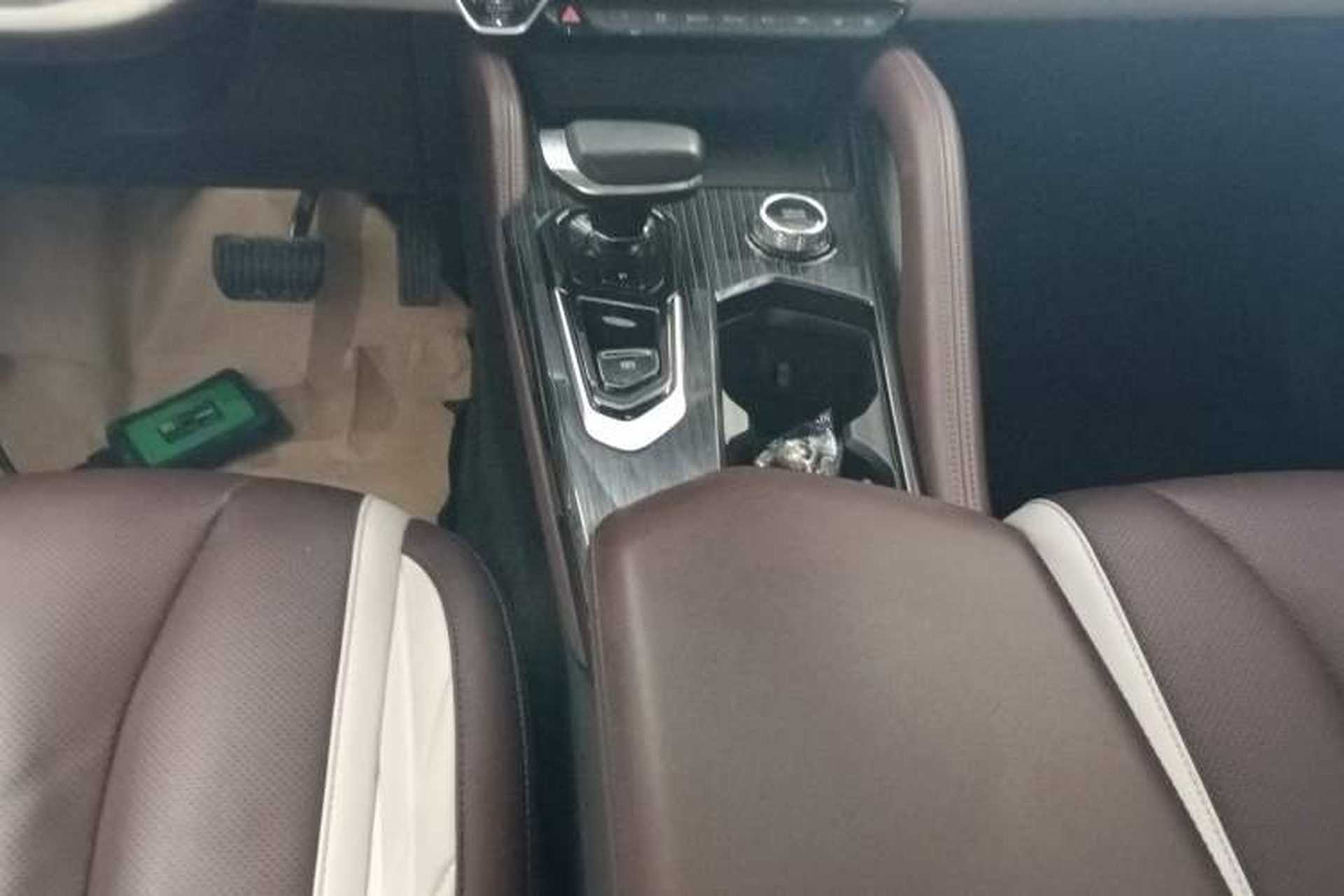 Used Geely Auto Monjaro L 2021 2.0TD High-Power Automatic All-Wheel Drive Luxury Version Gear Lever
