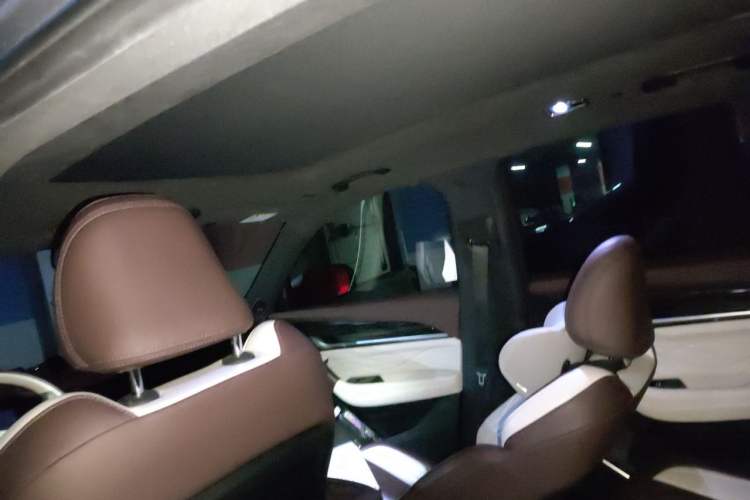 Used Geely Auto Monjaro L 2021 2.0TD DCT EVO Two-Wheel Drive Smart Luxury Version Headliner