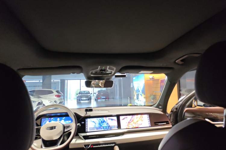 Used Geely Auto Monjaro L 2021 2.0TD DCT EVO Two-Wheel Drive Smart Luxury Version Headliner