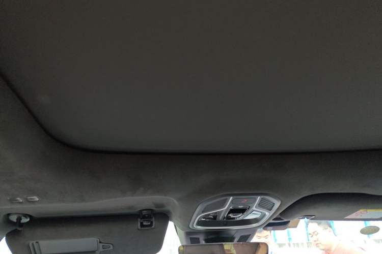Used Geely Auto Monjaro L 2021 2.0TD DCT EVO Two-Wheel Drive Smart Luxury Version Headliner