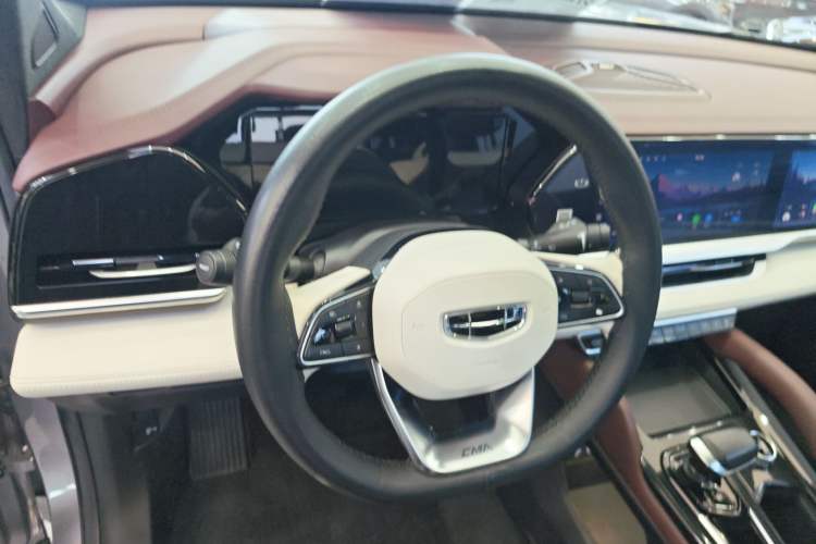 Used Geely Auto Monjaro L 2021 2.0TD DCT EVO Two-Wheel Drive Prestige Version Interior 5