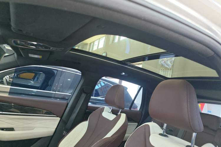 Used Geely Auto Monjaro L 2021 2.0TD DCT EVO Two-Wheel Drive Prestige Version Interior 8