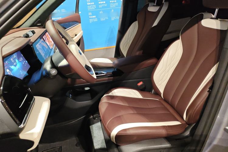 Used Geely Auto Monjaro L 2021 2.0TD DCT EVO Two-Wheel Drive Smart Luxury Version Left Front Seat