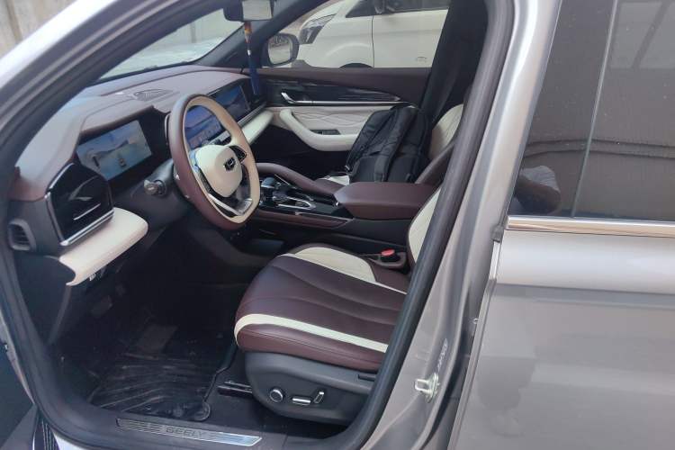 Used Geely Auto Monjaro L 2021 2.0TD DCT EVO Two-Wheel Drive Prestige Version Left Front Seat