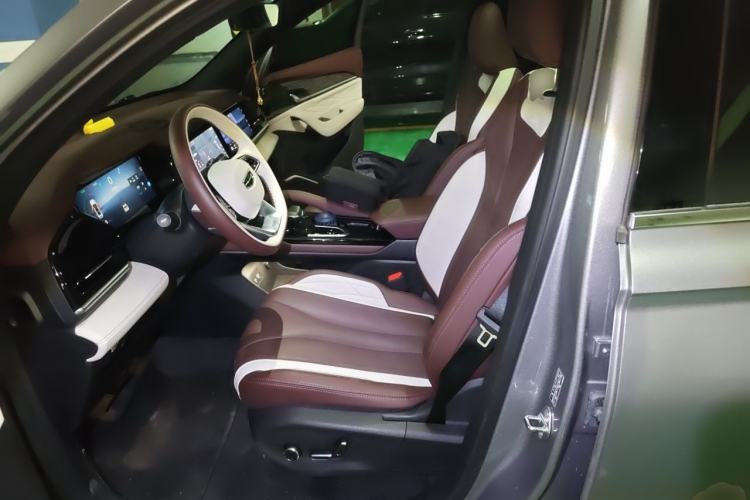 Used Geely Auto Monjaro L 2021 2.0TD DCT EVO Two-Wheel Drive Prestige Version Left Front Seat
